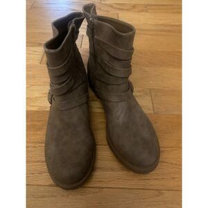 G by Guess Brown Faux Leather Ankle Boots Buckle & Zip Closure For Women 9.5M